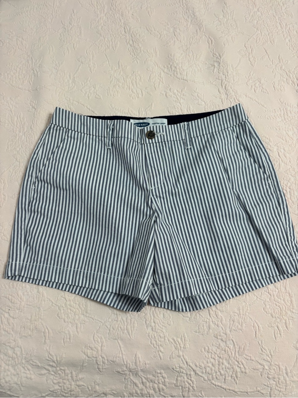 Old Navy Everyday Short Size